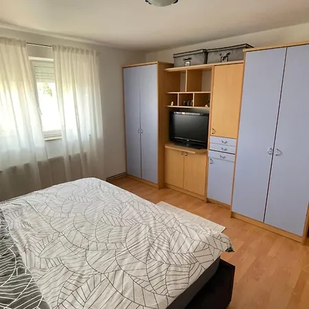 Apartman Bubi 度假居 利夫诺